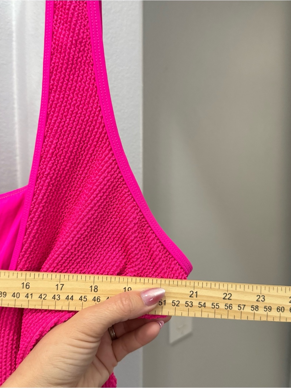 GOOD AMERICAN Bright Pink One Piece Crinkled Swimsuit Swim Plus Size 2XL/3XL - Picture 6 of 9